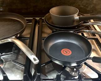 Assorted Pots & Pans