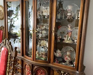 Big Display Cabinet

