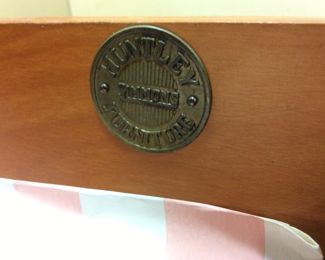 VTG. HUNTLEY SIMMONS FURNITURE SIDEBOARD