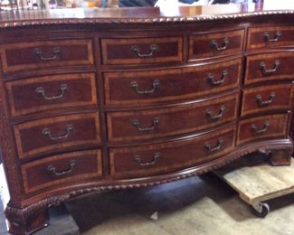 4 PIECE MAHOGANY CHIPPENDALE STYLE BEDROOOM SUITE,