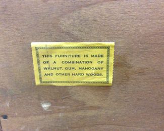 VTG. HUNTLEY SIMMONS FURNITURE MAHOGANY, WALNUT & GUM WOOD CABINET, 