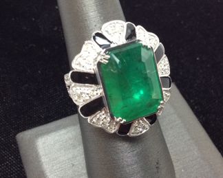 14KT GOLD EMERALD & DIAMOND RING, SIZE 7,
9.4ct EMERALD,.9ct DIAMONDS, 11.6g,
GGA APPRAISAL $22,630, 