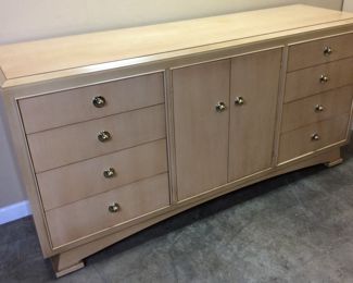 COLLINGWOOD TRIPLE DRESSER