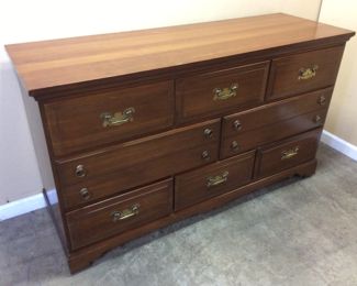  LINK-TAYLOR MAHOGANY DRESSER
