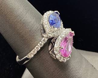 18KT WHITE GOLD MULTI-COLOR SAPPHIRE & DIAMOND RING, SIZE 7.25, 2.15ct SAPPHIRES, .68ct DIAMONDS, 4.2g,
AIG APPRAISAL $7,140,