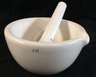 ANTIQUE COORS MORTAR & PESTAL