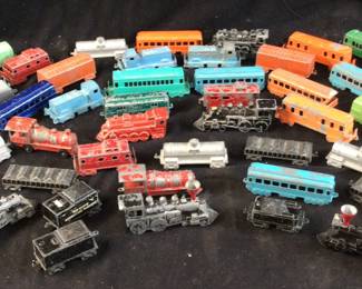 VINTAGE MIDGETTOY TRAINS