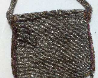 ANTIQUE VICTORIAN HAND BEADED PURSE