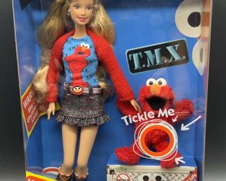 2006 BARBIE Tickle Me Elmo, Original Packaging
