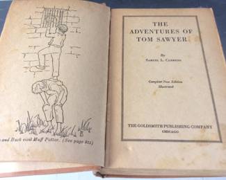 VINTAGE TOM SAWYER HARD COVER BOOK