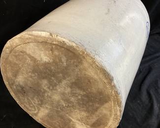 VTG. BLUE STAR 5 GALLON STONEWARE CROCK