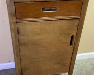 VTG. ROLLING CABINET