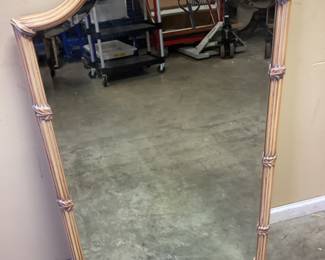 DECORATIVE ACCENT WALL MIRROR