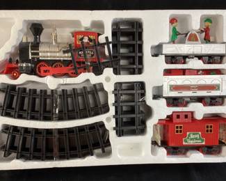 SHARPER IMAGE NORTH POLE JUNCTION