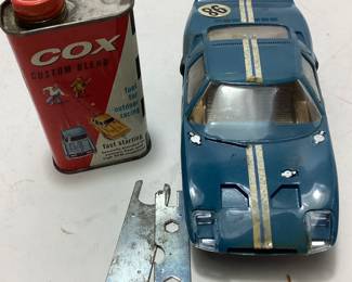 VINTAGE COX SLOT RACE CAR w OIL