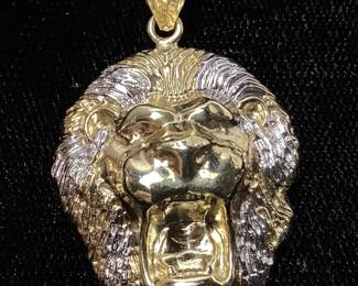 10kt GOLD LIONS HEAD PENDANT, 3.2g,
