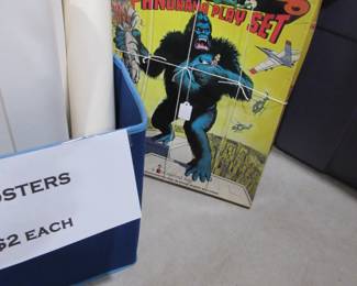 Vintage King Kong Colorforms set - 90% or more complete