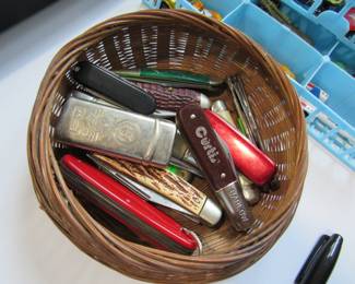 Vintage pocket knives