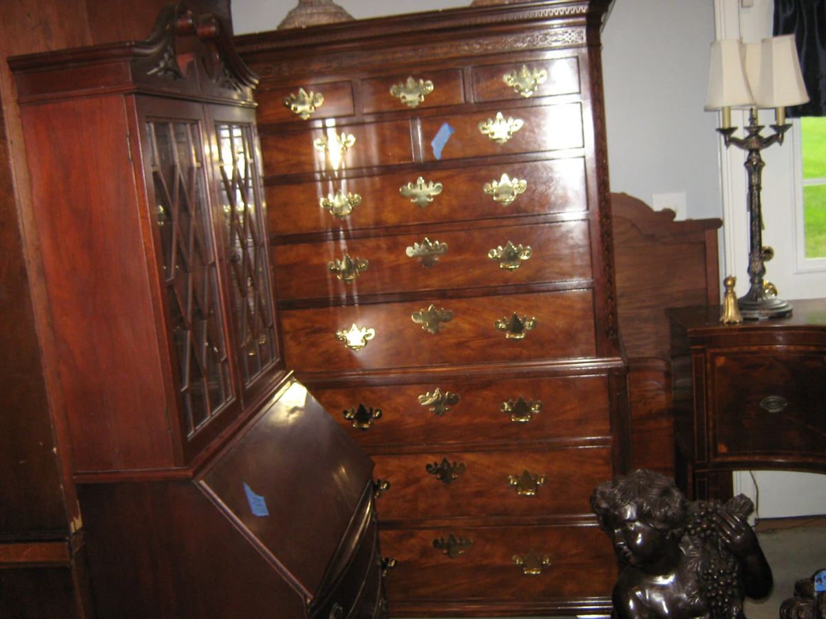 Baker Charleston Collection Mahogany Chest on Chest