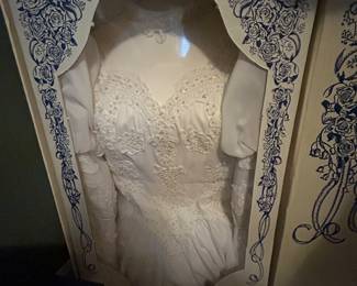 Wedding gown