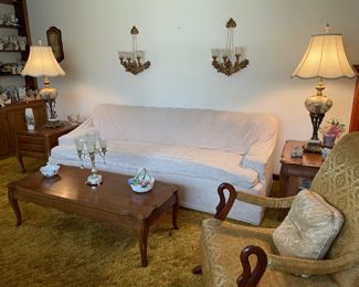 VINTAGE LIVING ROOM SUITE