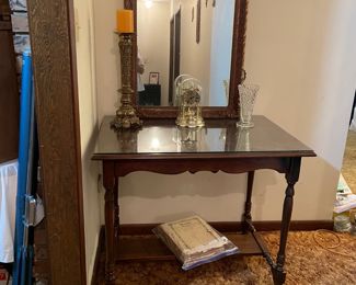 LIBRARY TABLE AND ORNATE MIRROR