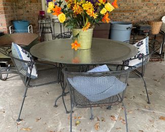 METAL PATIO FURNITURE