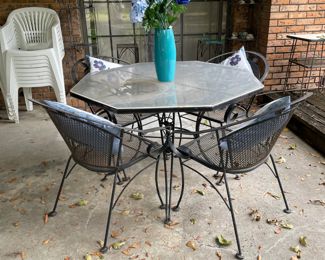 METAL PATIO FURNITURE