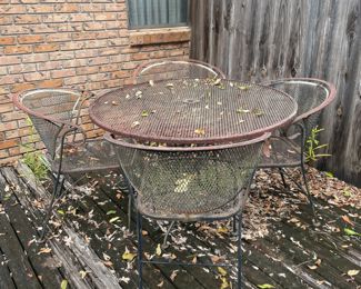 METAL PATIO FURNITURE