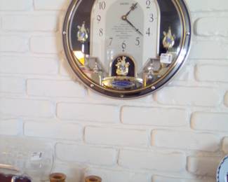 Seiko star dust wall clock