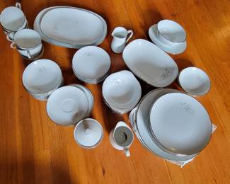 Noritake Fine China Set 