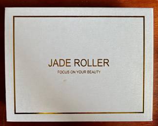 Jade Roller & Gua Sha Tool