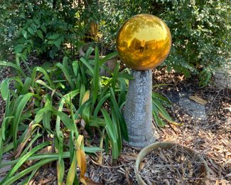 Out door goodies… tons! 