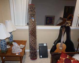 rug, lamps, table