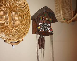 baskets, cuckoo clock