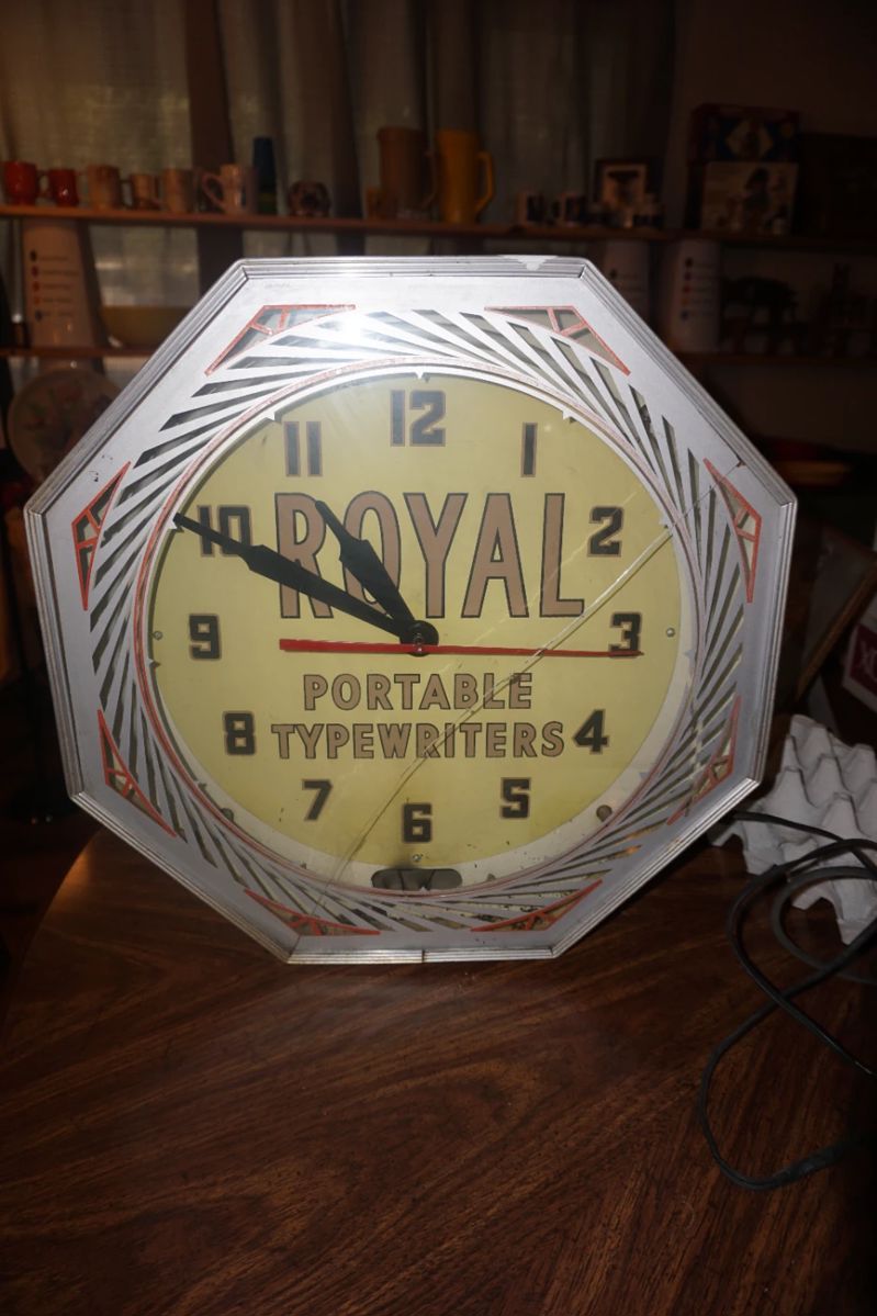 Royal Typewriter Clock