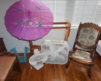 quilt rack, folding rocker, fans