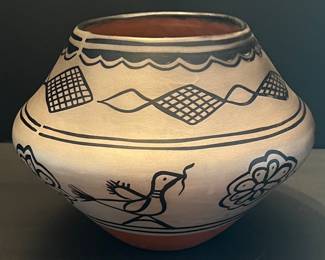 Robert Tenorio Kewa Pueblo Santo Domingo 8" Pottery Bowl Signed