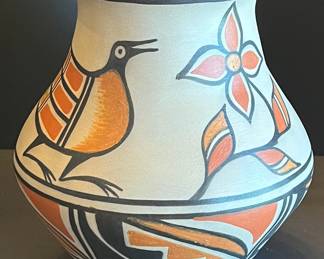 Warren Coriz Santo Domingo 10" Signed Pottery Vase
