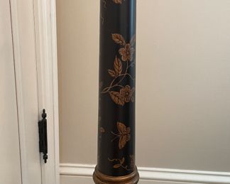Curry & Company Ebonized Wood & Parcel Gilt Floor Lamp with Asian Motif. Measures 60" H. Photo 2 of 3.