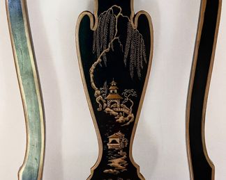 Set of 6 Vintage Ebonized Wood Queen-Anne Style Dining Chairs with Hand-Painted Parcel Gilt Asian Motif. Upholstered in Kravet L'Escale Mink. Each Measures 21" W x 20" D x 19" Seat Height. Photo 4 of 5.