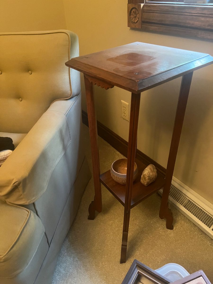 LIVE ESTATE AUCTION in Valparaiso, IN starts on 12/2/2023