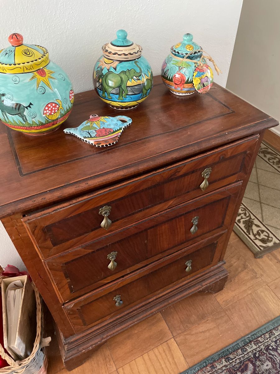 ARLINGTON GEM WITH LOTS OF ANTIQUES starts on 10/26/2023