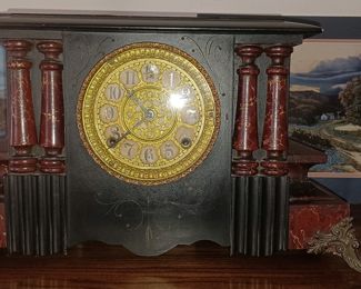 Mantle clocks