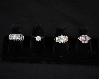 52:4PC Estate 10K Gold Rings