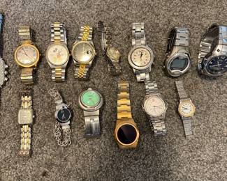 Assorted vintage watches