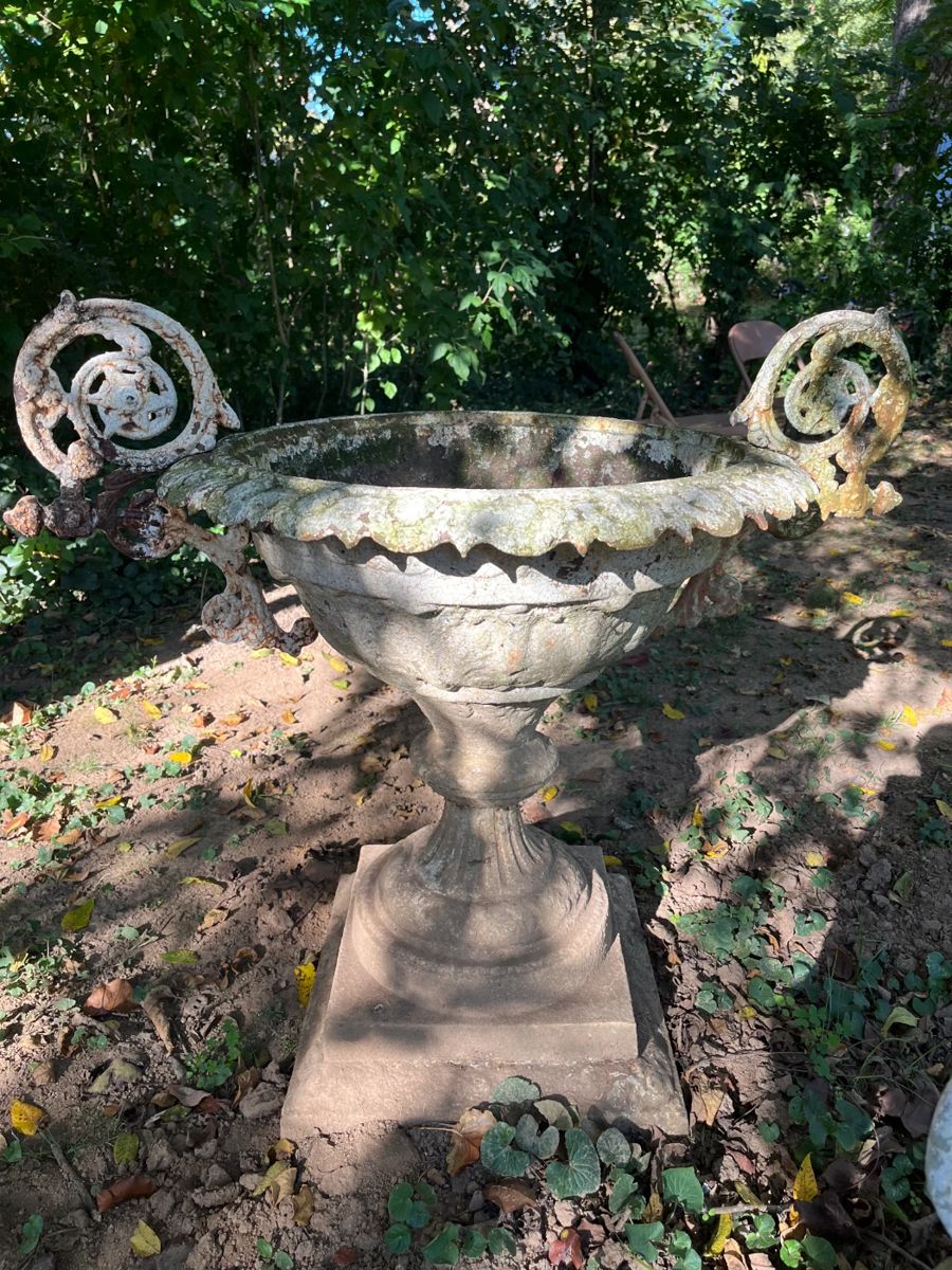This a cast iron planter that was  previously at Belle Meade Plantation.