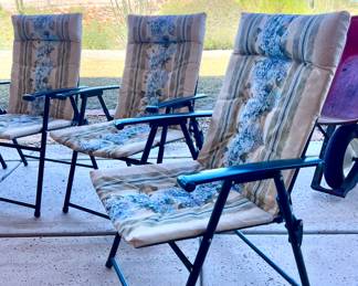 Outdoor patio chairs