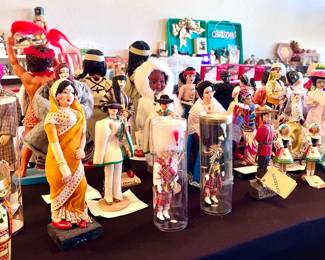 Cute handmade dolls from across the world 