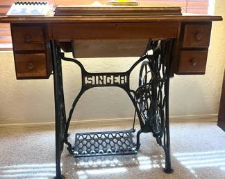 Vintage Singer sewing machine 